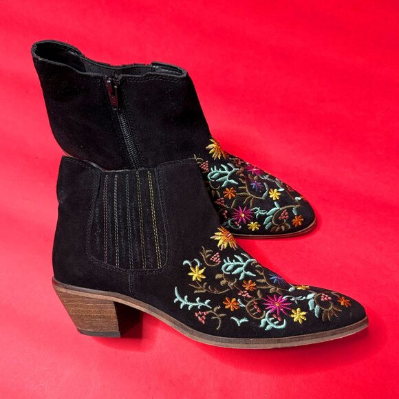 Diba Black Suede Floral Embroidered Booties – Ethnic Boho Western Style – Size 8 - Picture 1 of 12